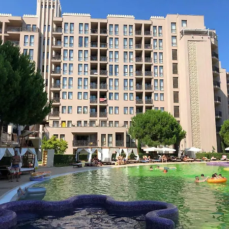 Dreambg Apartments - Royal Beach, Sunny Beach شقة